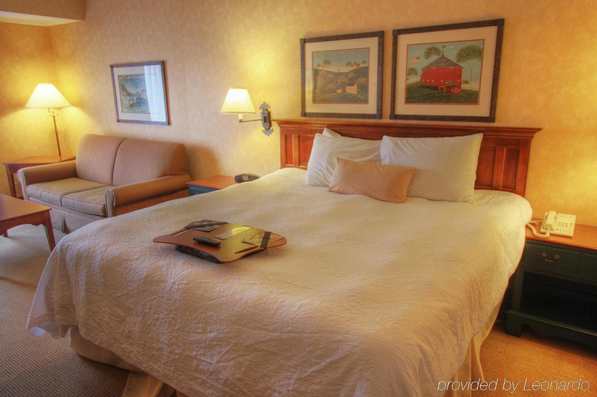 Hampton Inn & Suites State College At Williamsburg Square Δωμάτιο φωτογραφία